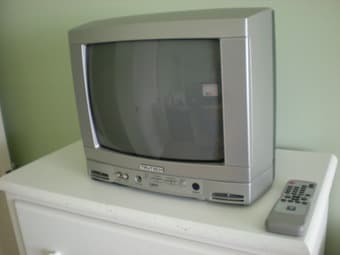 13" Color TV with Remote $25 1