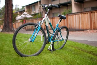 Women Bike in good conditions with a keyless lock (Asking for $100) 2