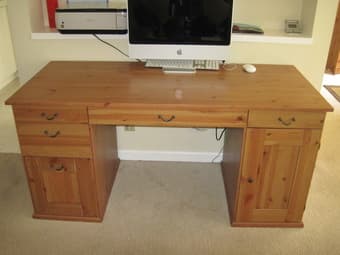 IKEA Alve Desk 1