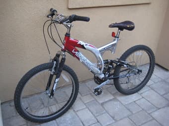 Cheap, great bike perfect for getting around campus 1