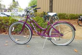 Only $30! 26" Bike with Fenders. Free Basket, and Light! 2
