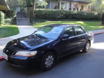 honda accord, 2000 make, LX sedan 4D, 152,000 miles 2