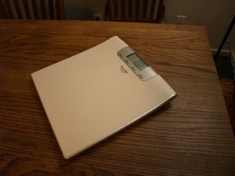 Moving sale: Electronic Scale, 20$ 1