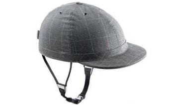Yakkay bike helmet (cambridge check in size small) 1