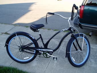 Electra Black Betty Woman's Bike $300 1