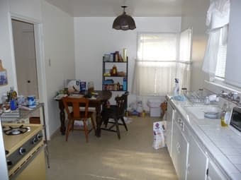 Share in sunny, spacious, charming 2-bedroom house 2