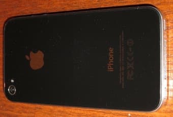 Selling iPhone 4 - Perfect Condition 2