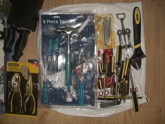 Tools: Plyers, skrew drivers, wrench, etc BID YOURSELF or all $65 1