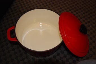 Martha Stewart Collection Red Enameled Cast Iron Chili Pot, 5.5 Qt 2