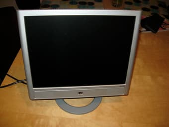 HP vs15c Flat LCD Monitor - $50 1