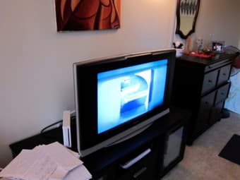 Samsung 30-inch HDTV 1