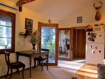 2BR/3BA Redwood Cottage w/ Ocean Views in Woodside: mid-Aug. - mid-Nov 3