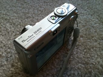 canon powershot SD600 2