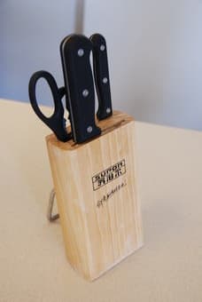 Knives and scissors set 1