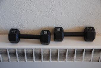 Two 10lb Dumb bells 1