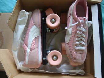 Women's Pink Puma Rollerskates, size 8.5 1