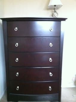 4 piece bedroom set/2 years old/In great condition almost new 2