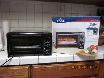 Toaster Oven/Broiler for Sale - $12 1