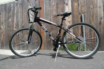 Fuji Adventure Mountain Bike - $150 2
