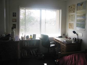 Fully Furnished Campus Summer Sublet, Female Stanford Affiliate Only 1