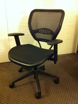 Space 5560 task chair 3