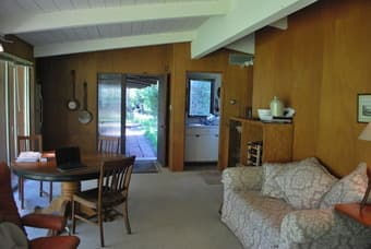 Studio Apartment on Stanford campus, available for Summer 2011 1