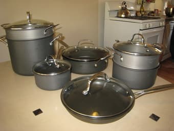 Cuisinart Non-Stick 12-Piece Cookware Set 2