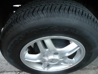 <Excellent Condition> Honda CR-V 4-Wheel-Drive only for $6995! 3