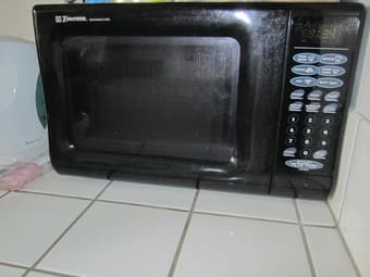 For Sale: Microwave with turn table $30 1