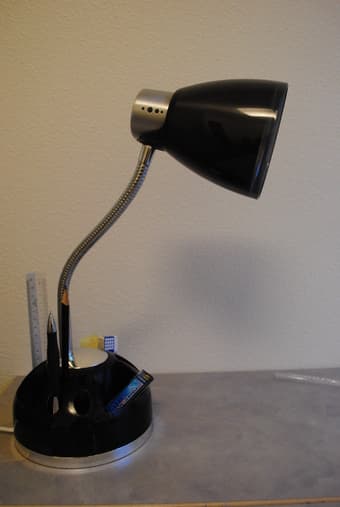Table lamp with stationary holder - $10 1