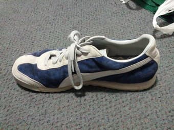 Puma Roma sneakers sz 10.5, lightly used, navy & gray 3
