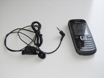 Nokia 1661 for T-mobile (pre-paid) SIM, like new! $12 1
