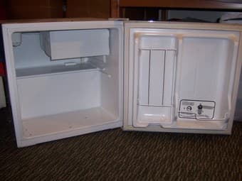 FRIDGE $15 OBO 1