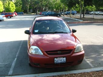 KIA RIO Cinco 2003 - clean title- US$3000 1