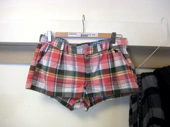 Abercrombie&Fitch red checked shirt and plaid shorts 2