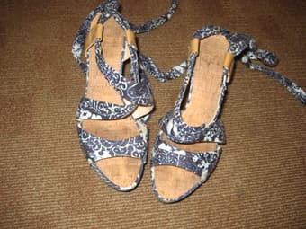 Guess wedge heels size 6.5 $10 3