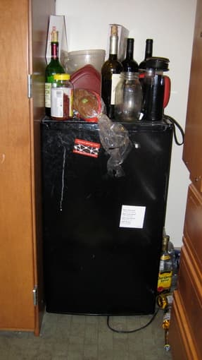 Selling Fridge $40 1