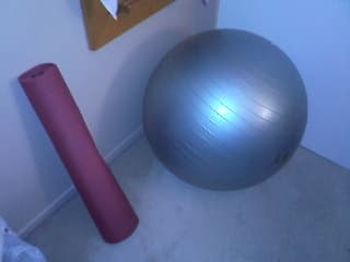 For sale: Gym ball and yoga mat 1