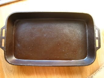 NEW pre-seasoned bayou classic cast iron baking pan $40 1