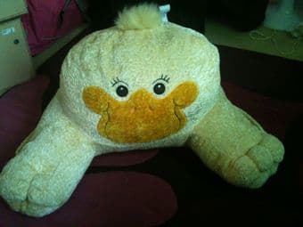 Cute stuffed duck thingy 1