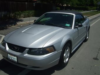 2003 Ford Mustang convertible with full guaranty until 09/05/2011 1
