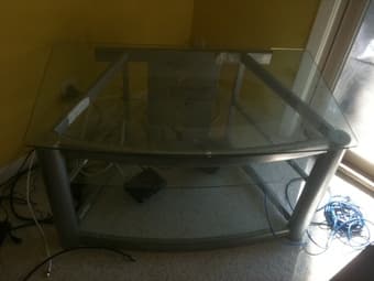 Awesome Glass TV Stand $20 1