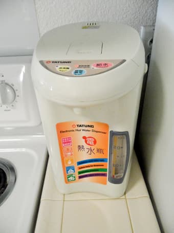Eletronic Hot Water Boiler/Dispenser 1