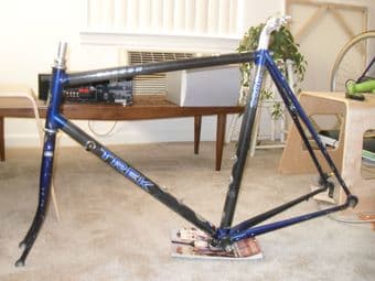 Bike / Trek 2200 Carbon Frame 1