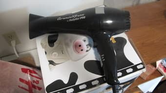 moving sale- hair dryer, yoga mat + ball+ air pump, laptop table 1