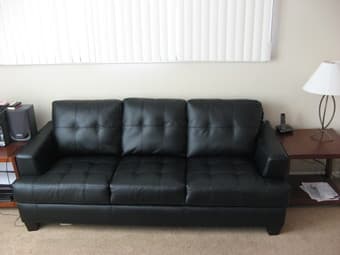 Beautiful leather sofa - $350 1
