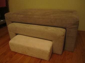 Set of 3 ottomans / coffee tables $15 1