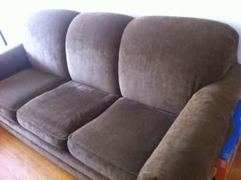 Make an Offer: Great Condition Lazy Boy Couch with fold out bed 3