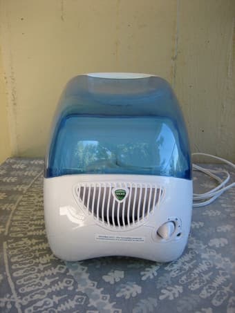 humidifier $10 obo 1