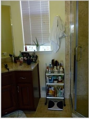 Junior Master Bedroom for rent (Sept 1 - Sept 21) 3